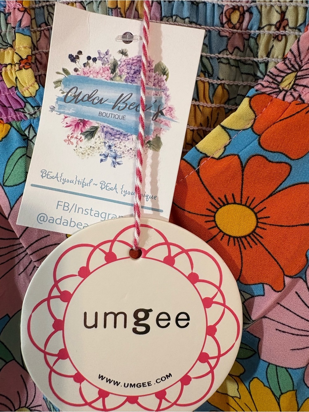 Umgee Split Neck Smocked Floral Print Ruffle Sleeve Top Large vibrant retro NWT - Picture 8 of 11